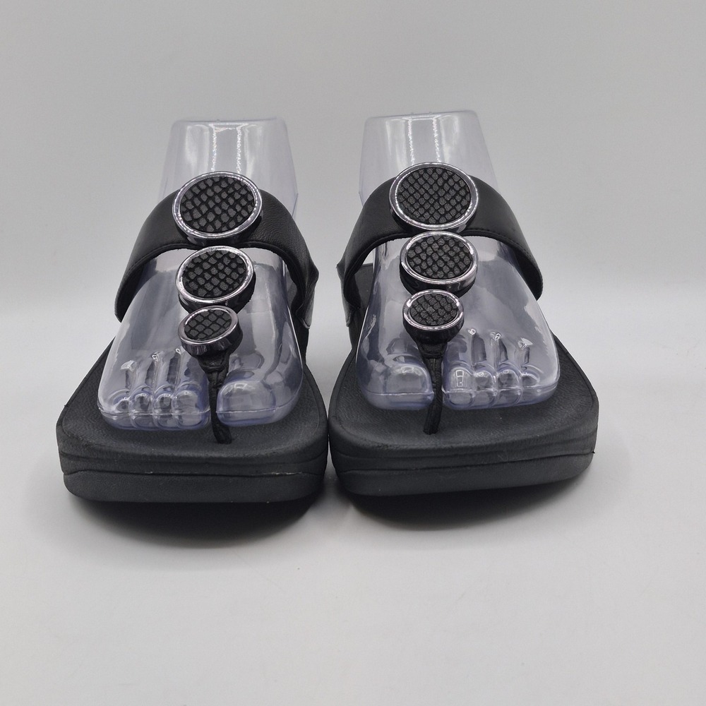 FitFlop Sandals Womens Size 8 Black Thong Medallion Microwobbleboard 142-001 - Picture 6 of 12